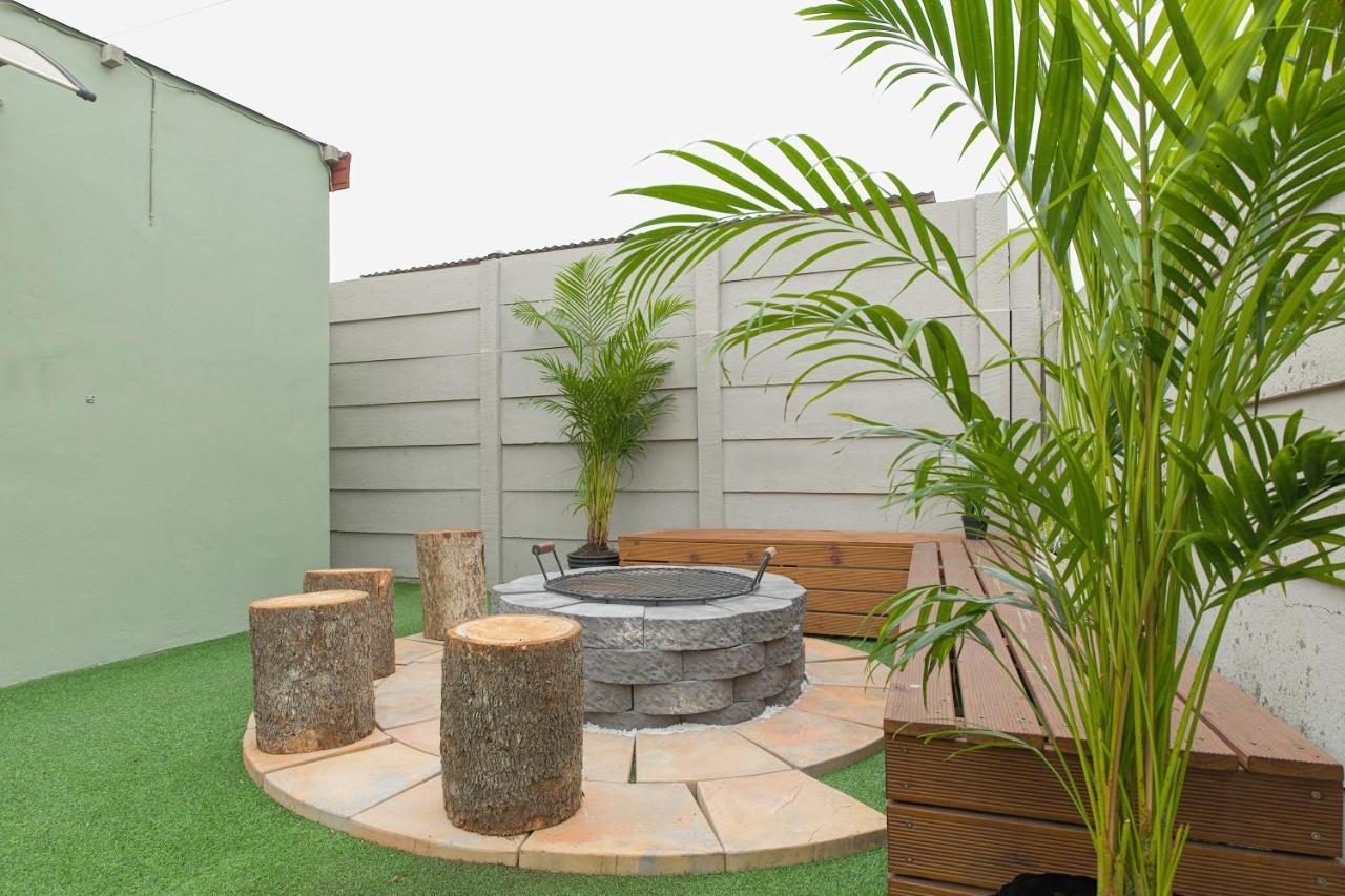 Peace Love And Joy Self Catering Units Puerto Elizabeth Exterior foto